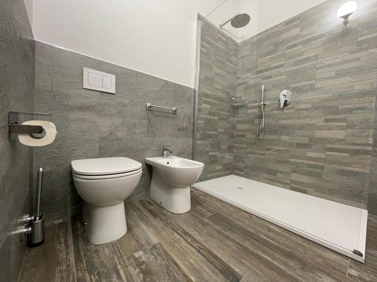 Al Laghetto La Morra Bed and Breakfast Εξωτερικό φωτογραφία