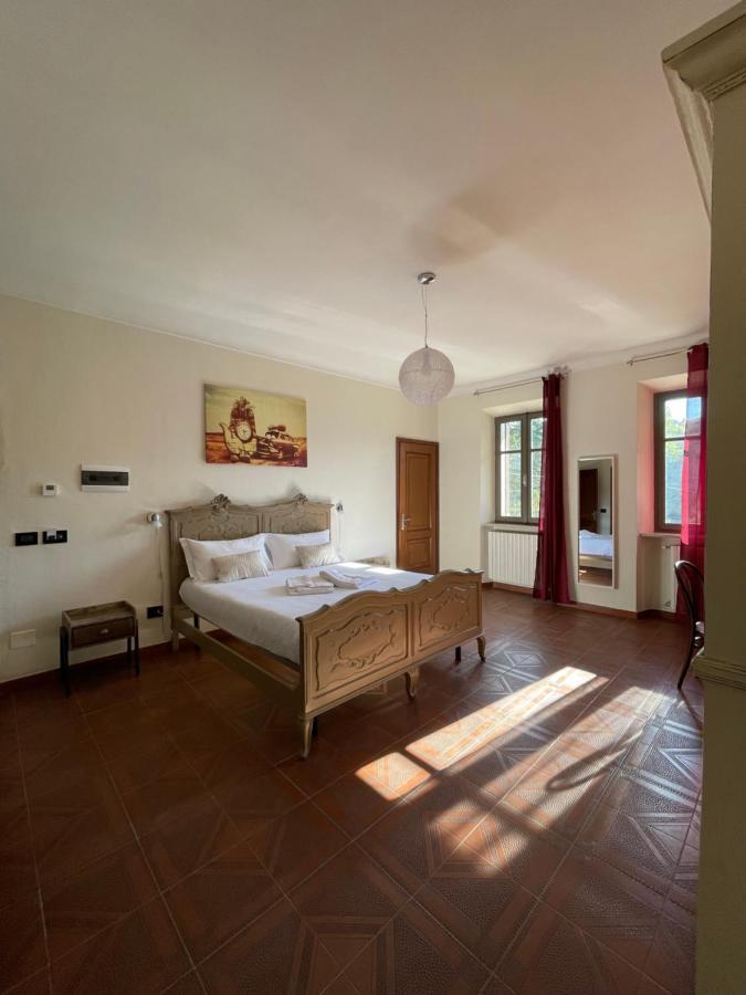 Al Laghetto La Morra Bed and Breakfast Εξωτερικό φωτογραφία