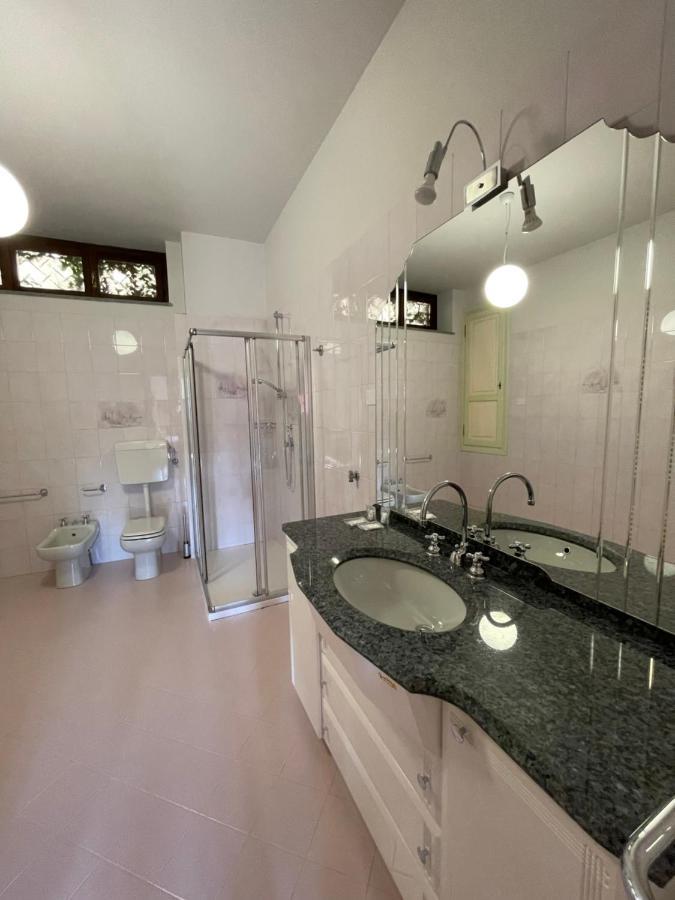 Al Laghetto La Morra Bed and Breakfast Εξωτερικό φωτογραφία