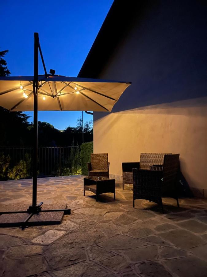 Al Laghetto La Morra Bed and Breakfast Εξωτερικό φωτογραφία